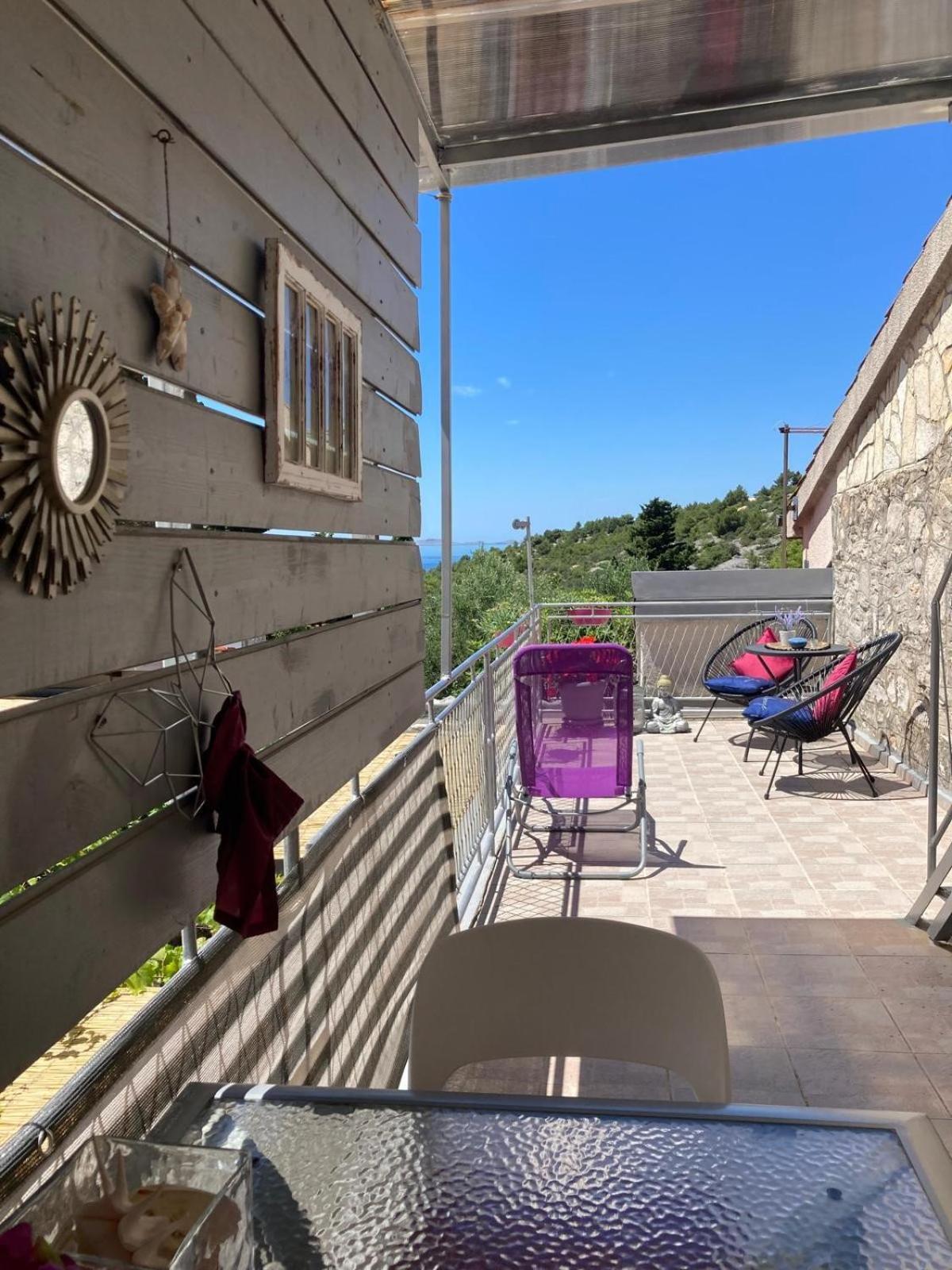 Apartments Lavandis Murter Exterior foto